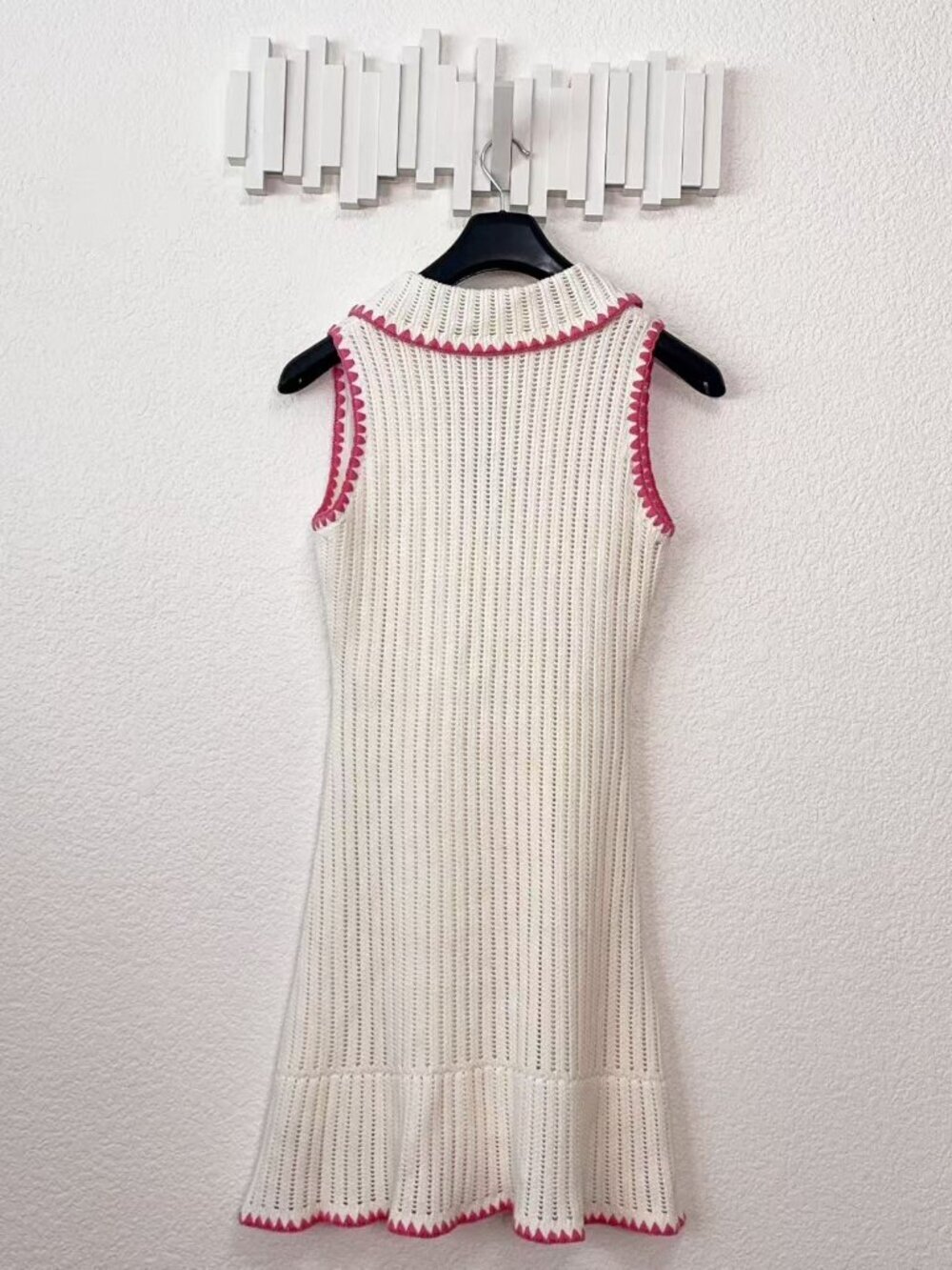 En Saison Rebecca Contrast Stitch Mini Dress White Pink $124 Size Small - Picture 9 of 9